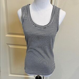 LACAUSA Monochrome Striped Tank Top